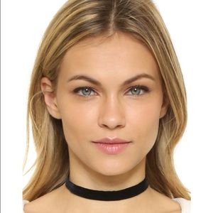Vanessa Mooney Black Velvet Choker